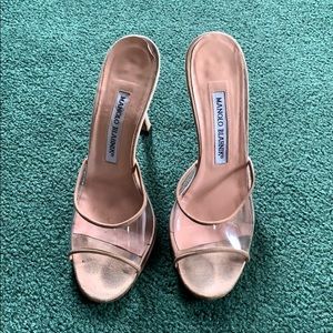 Manolo Blahnik light pink heels
